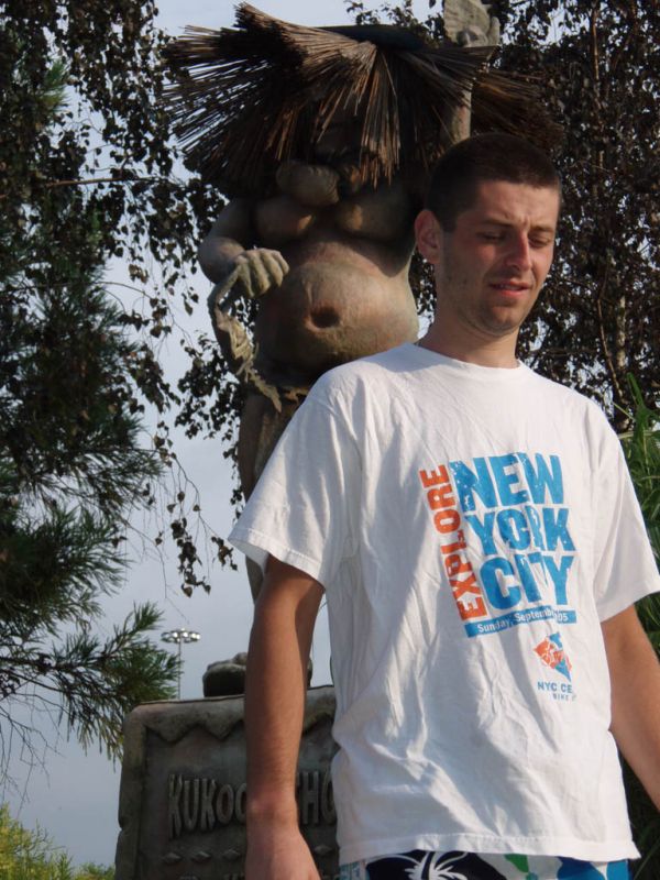 OLYMPUS DIGITAL CAMERA         
